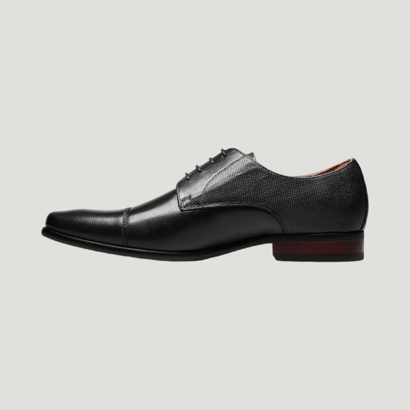 Mens Florsheim Postino Cap Ox in Black Leather. 15149 001